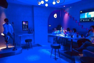 杭州萧山区瓜沥镇附近夜场招聘包厢陪唱,跟领队还是直招