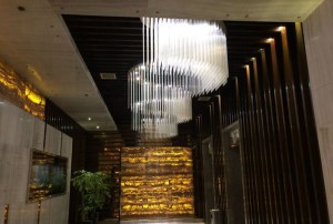 杭州萧山区浦阳镇附近夜场招聘包厢管家,加班双倍工资吗？