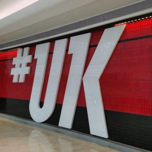 杭州有小费拿的酒吧招聘包厢服务员,夜场如何吸引客人选你？