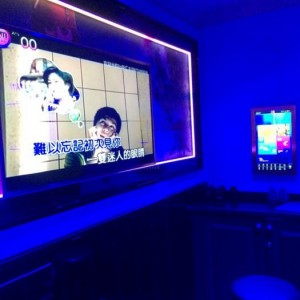 杭州上城区四季青街道附近夜场招聘现场DJ,是当天上班当天发薪吗？
