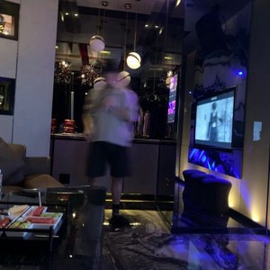 杭州临安区青山湖街道附近酒吧招聘包厢陪唱,招聘微信多少