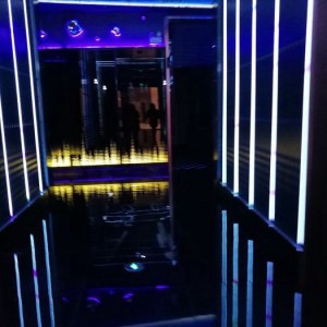 杭州中档夜总会招聘包厢服务员,一天能上几个班_