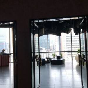 杭州钱塘区义蓬街道附近夜场招聘包厢陪唱,(不用交台费)