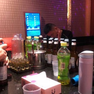 艾灸招聘图片文案（探索艾灸疗法魅力，诚邀专业摄影师加入，共绘健康之美）