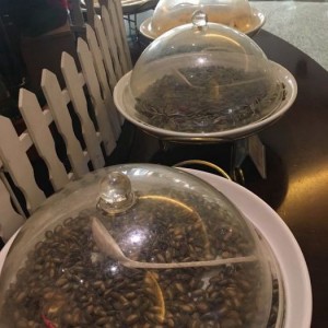 杭州余杭区麦乐迪KTV预订电话及娱乐指南