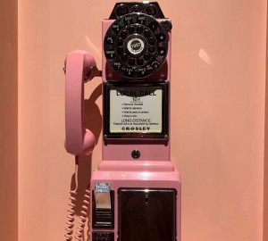 招聘简历文案复制（重塑招聘文案：创意构建个人简历亮点）