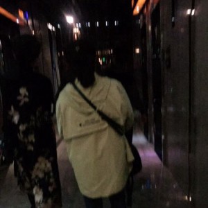 杭州临安区於潜镇附近酒吧招聘商务接待,有没有年龄限制_